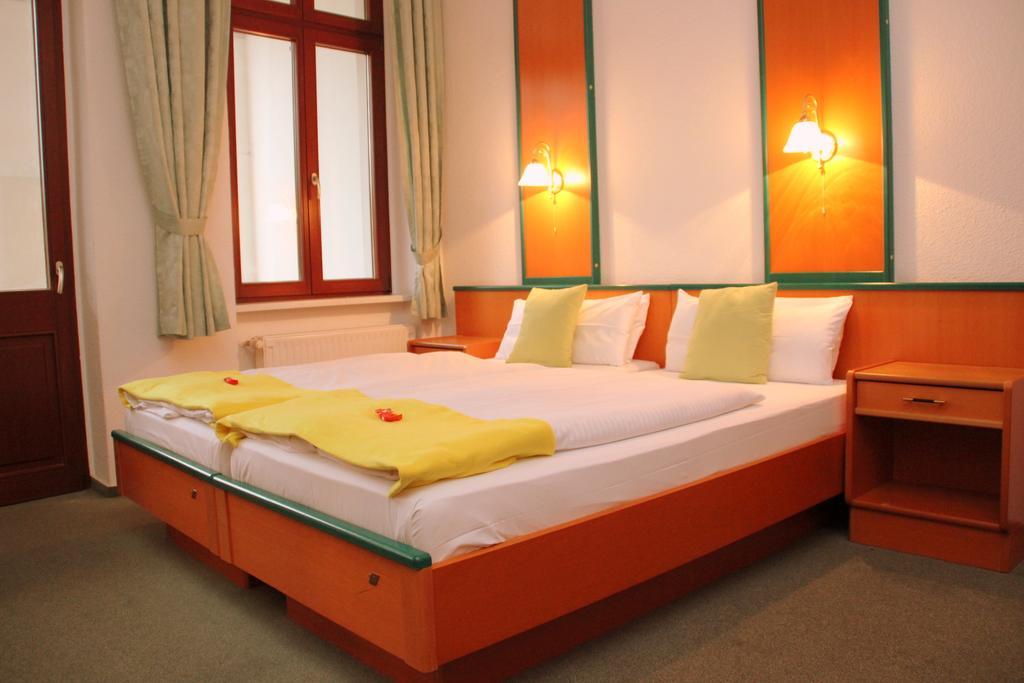 Haus Alexander Hotel Heringsdorf  Ruang foto