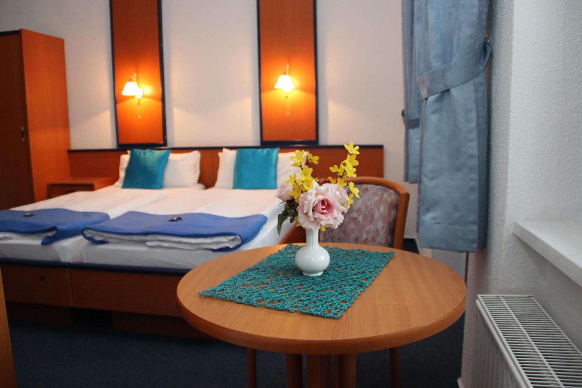 Haus Alexander Hotel Heringsdorf  Ruang foto