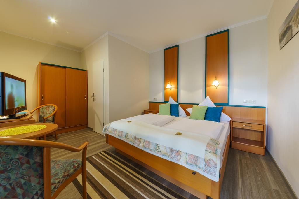 Haus Alexander Hotel Heringsdorf  Bagian luar foto