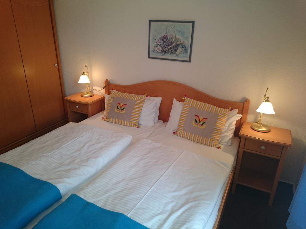 Haus Alexander Hotel Heringsdorf  Bagian luar foto