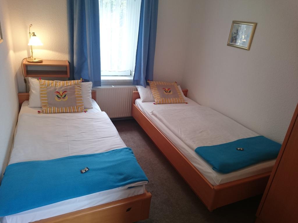 Haus Alexander Hotel Heringsdorf  Bagian luar foto