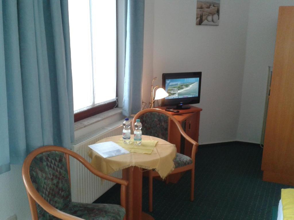 Haus Alexander Hotel Heringsdorf  Bagian luar foto